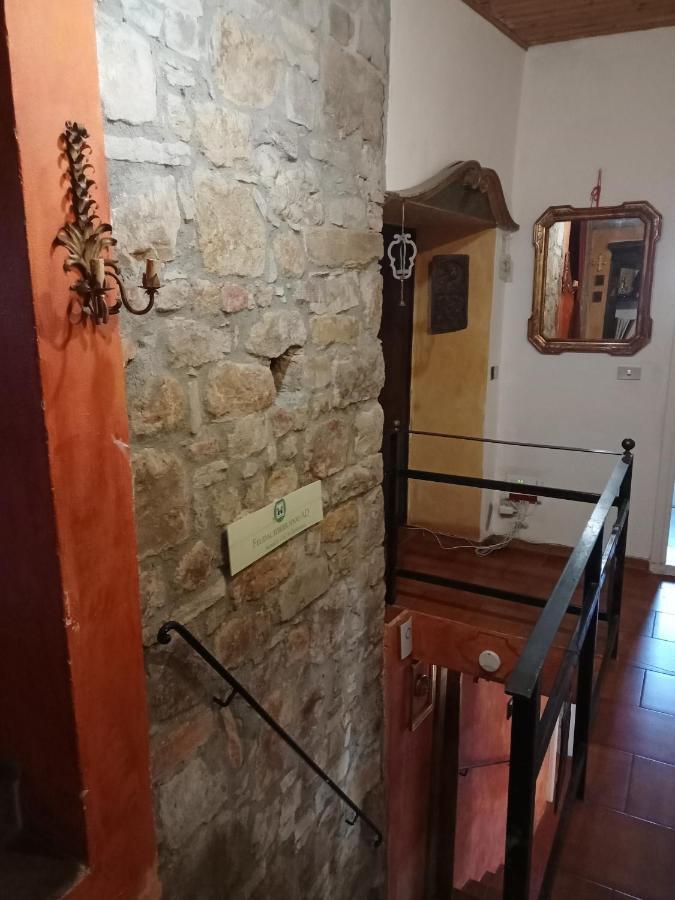 Гостьовий будинок Morelli House Montalbo Екстер'єр фото